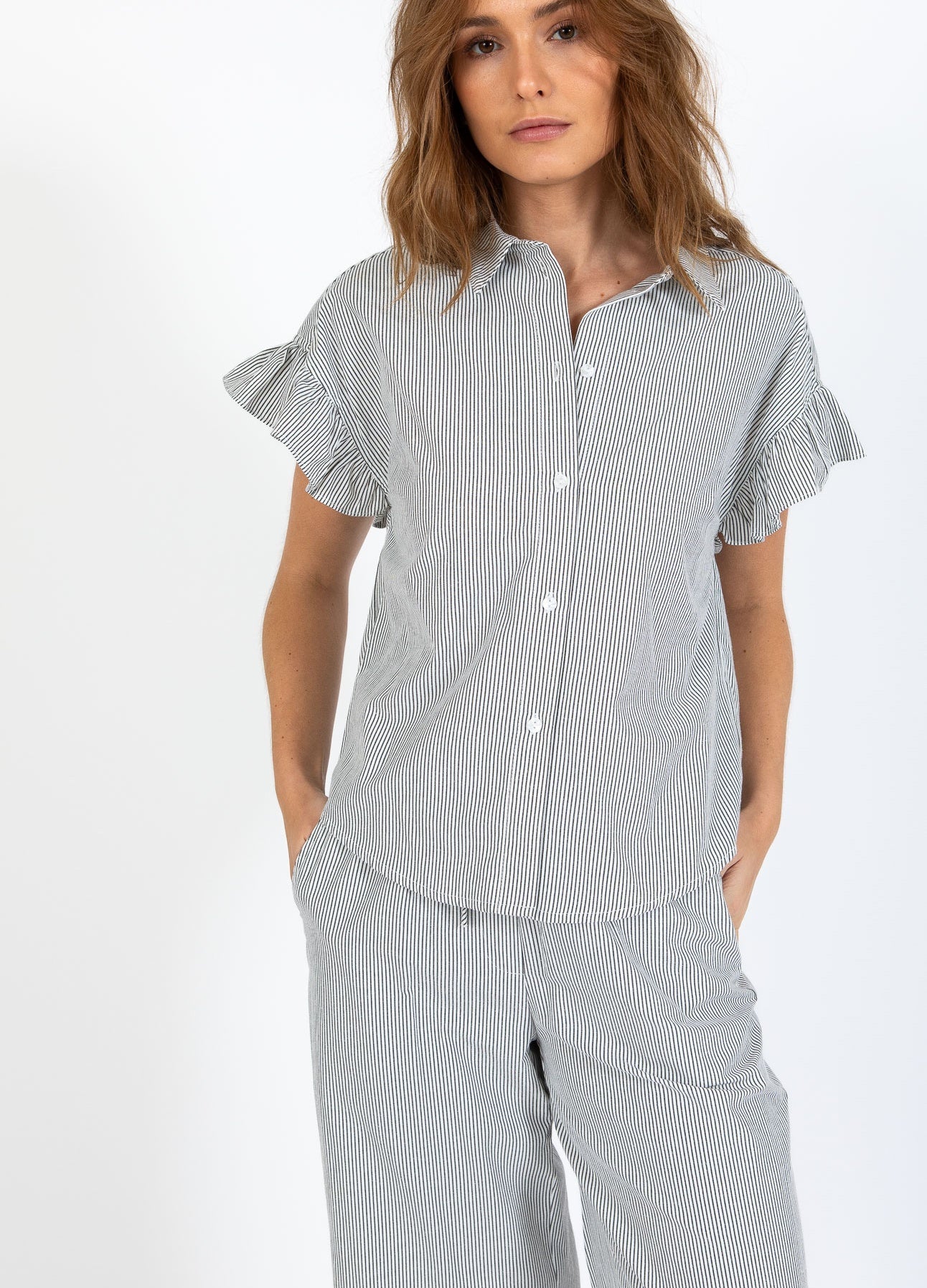 COSTER COPENHAGEN - CCH1277 - CC Heart GWEN frill short sleeved shirt