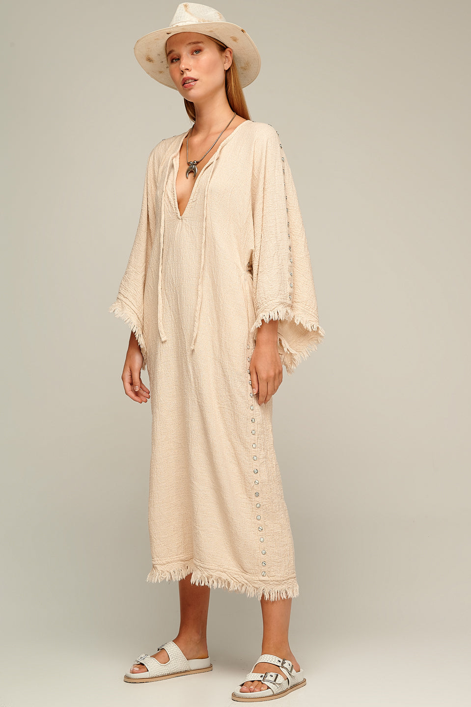 PEARL & CAVIAR OF GREECE - SAMPLE S/M - S22P1148 - 100% COTTON WITH STUD DETAILING