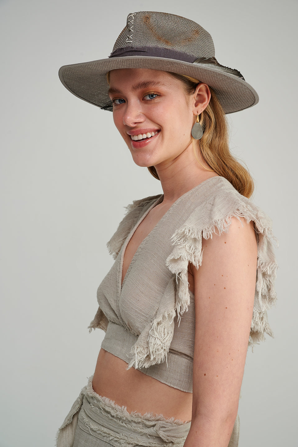 PEARL & CAVIAR OF GREECE - SAMPLE S/M  - S23P6066 LINEN BLEND TOP