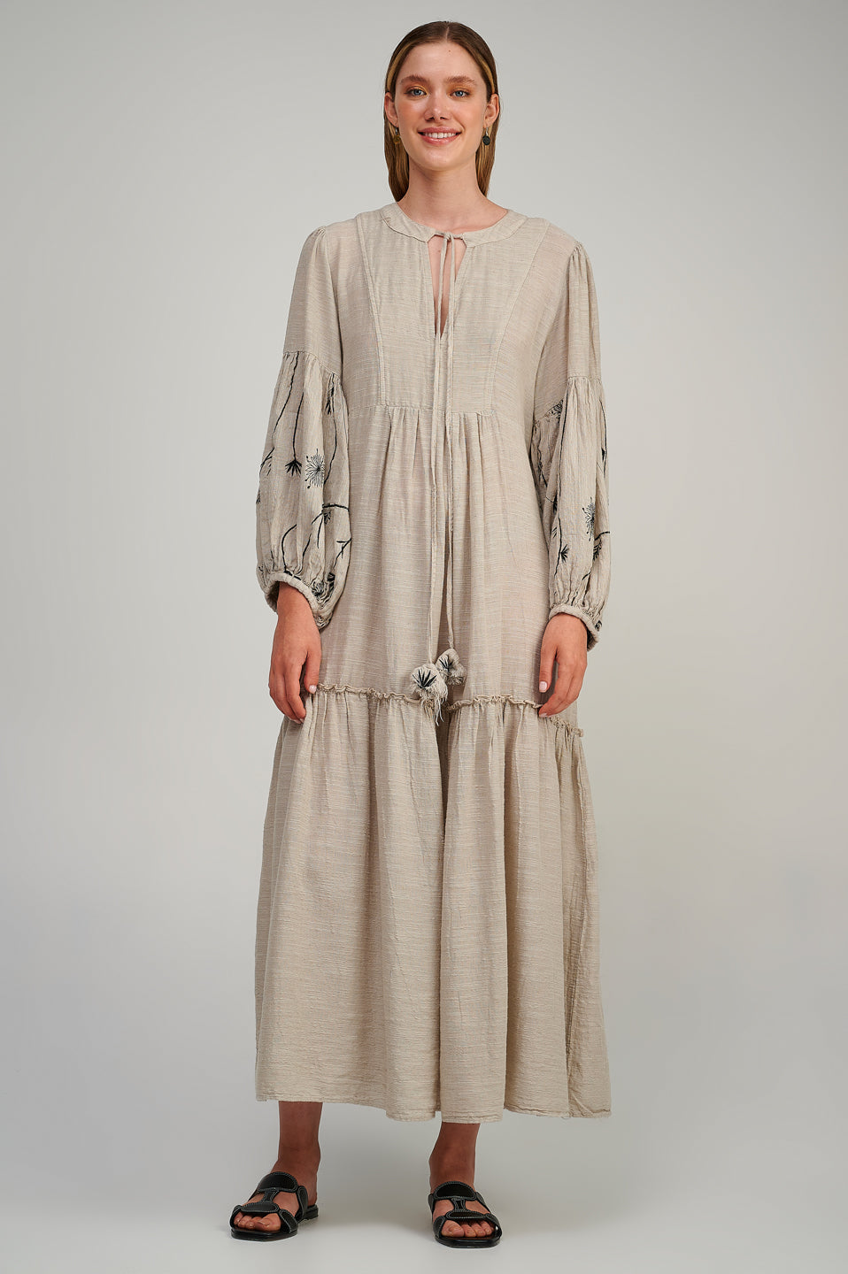 PEARL & CAVIAR OF GREECE - SAMPLE S/M - S23P6257 - LINEN BLEND EMBROIDERED