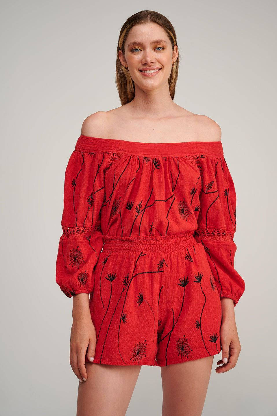 PEARL & CAVIAR OF GREECE - SAMPLE S/M  - S23P6276 COTTON LINEN TENCEL SHORTS ONLY